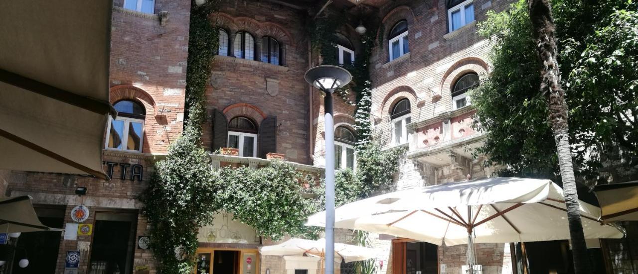 Hotel La Rosetta